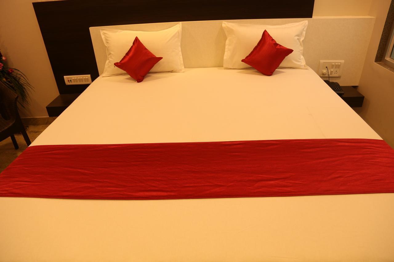 Hotel Marwar Excellency Mahamandir Bagian luar foto